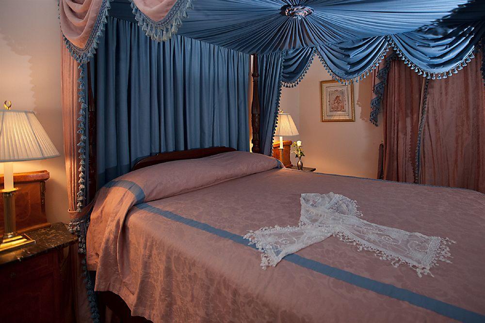 Monmouth Historic Inn ناتشيز، مسيسيبي المظهر الخارجي الصورة
