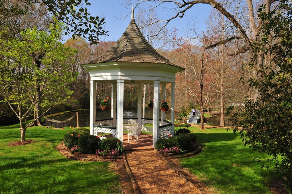 Monmouth Historic Inn ناتشيز، مسيسيبي المظهر الخارجي الصورة