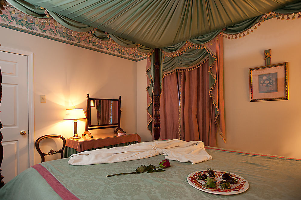 Monmouth Historic Inn ناتشيز، مسيسيبي المظهر الخارجي الصورة
